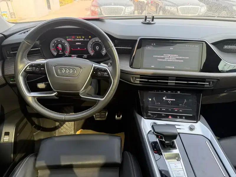 Audi Q6 2023 40TFSI quattro Cloud View Light Package — миниатюра 15