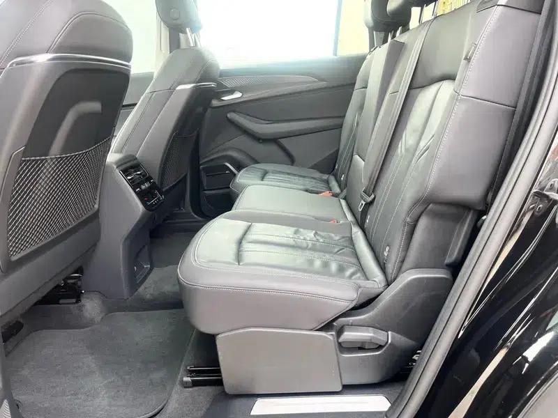 Audi Q6 2023 40TFSI quattro Cloud View Light Package — миниатюра 17