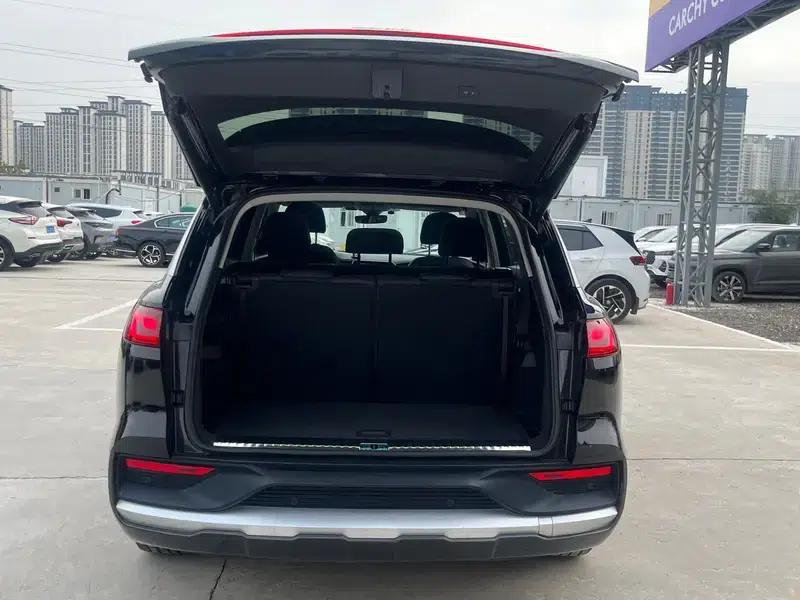 Audi Q6 2023 40TFSI quattro Cloud View Light Package — миниатюра 19
