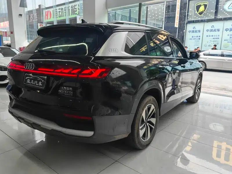 Audi Q6 2024 40TFSI quattro Cloud View Edition, Feathered Forest Package, 7-seater — миниатюра 5