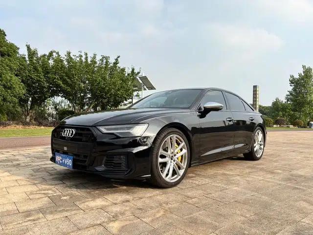 Audi S6 2021 2.9T Limousine