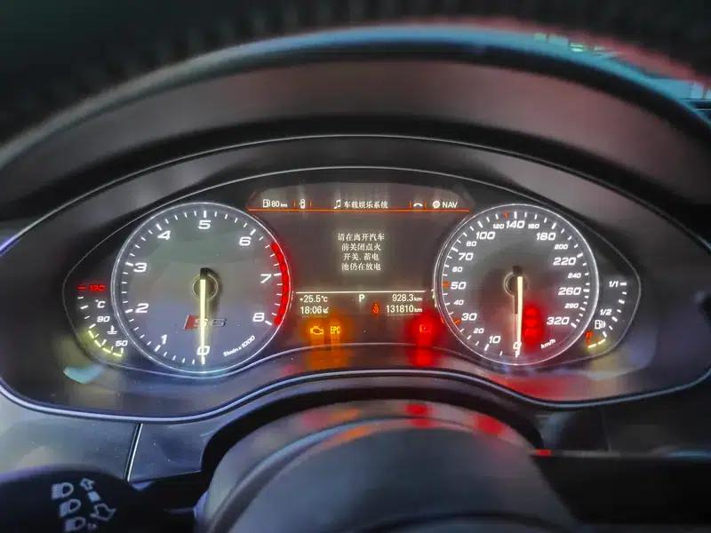 2013 Audi S6 4.0TFSI — миниатюра 12