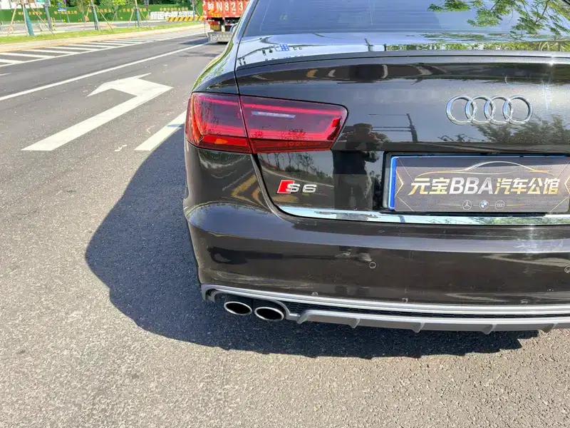 2016 Audi S6 4.0TFSI — миниатюра 12