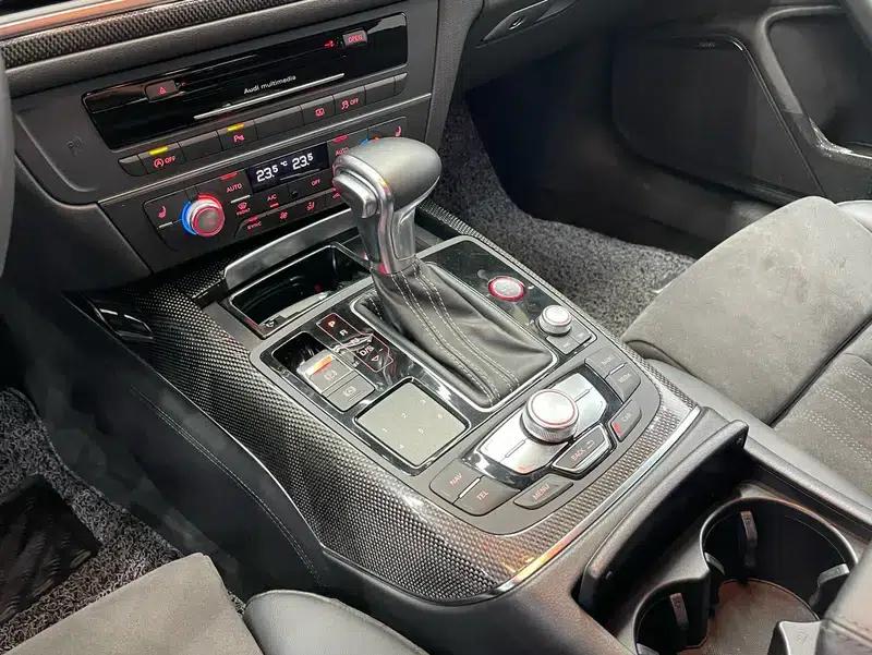 2013 Audi S6 4.0TFSI — миниатюра 17