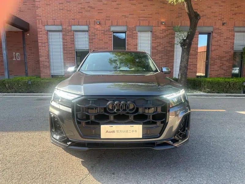 Audi SQ7 2024 4.0 TFSI — миниатюра 2