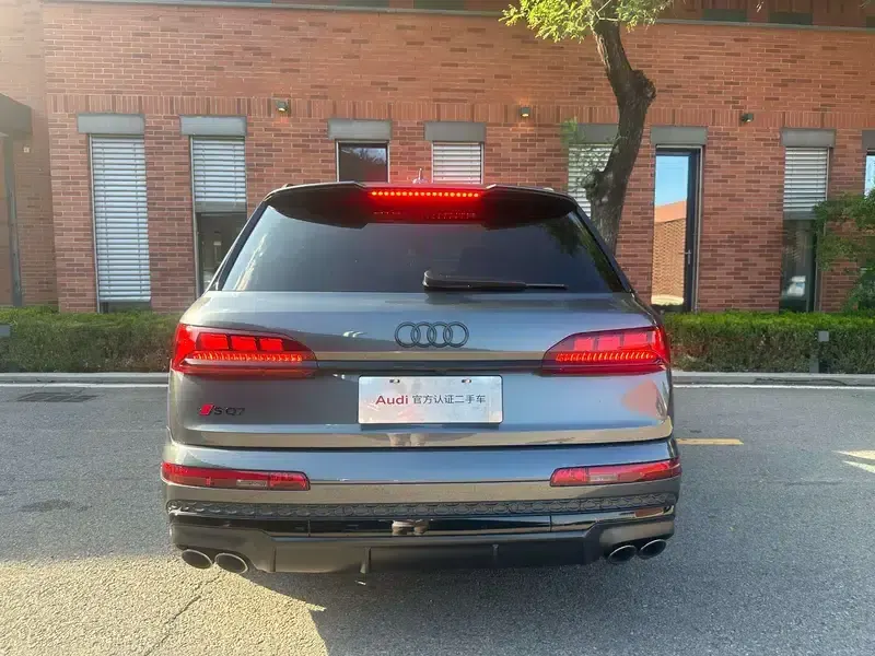 Audi SQ7 2024 4.0 TFSI — миниатюра 3