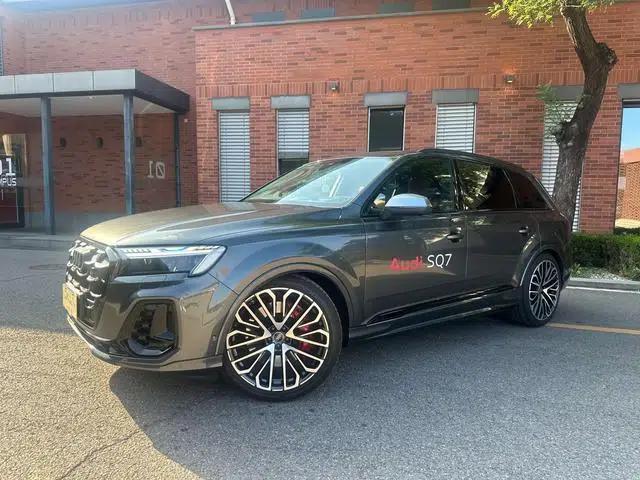 Audi SQ7 2024 4.0 TFSI