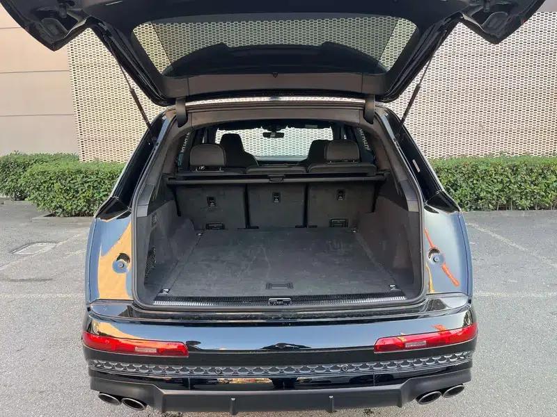 Audi SQ7 2024 4.0 TFSI — миниатюра 13