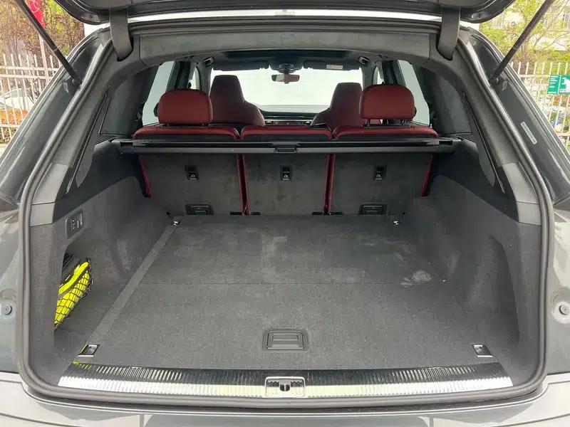Audi SQ7 2024 4.0 TFSI — миниатюра 10