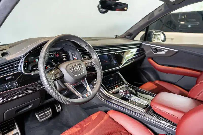 Audi SQ7 2024 4.0 TFSI Dark Knight Edition — миниатюра 17