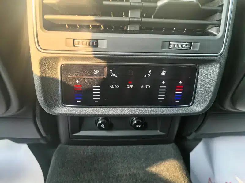 Audi SQ7 2024 4.0 TFSI — миниатюра 14