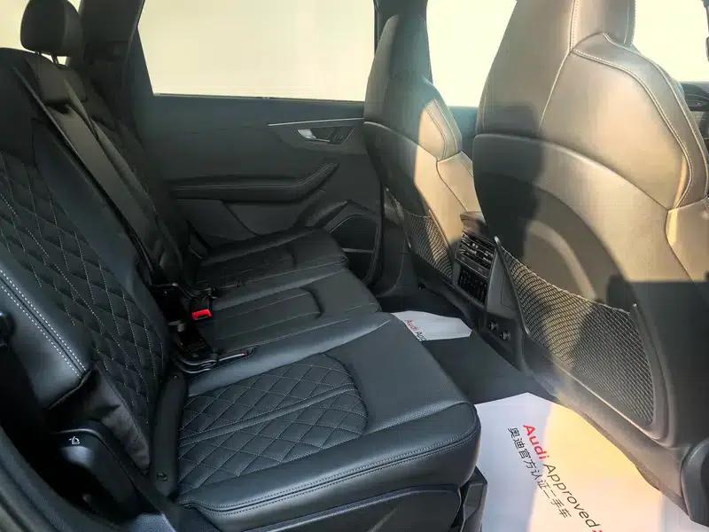 Audi SQ7 2024 4.0 TFSI — миниатюра 20