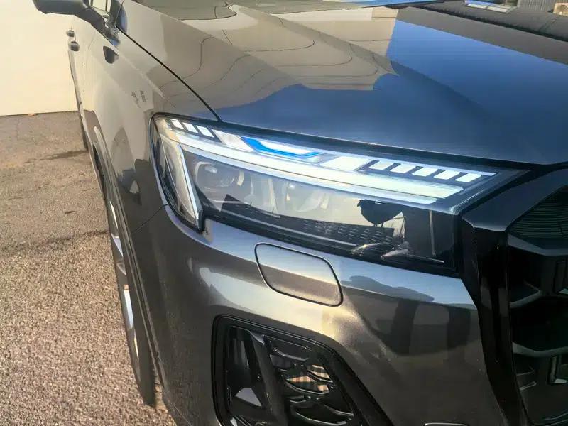 Audi SQ7 2024 4.0 TFSI — миниатюра 7