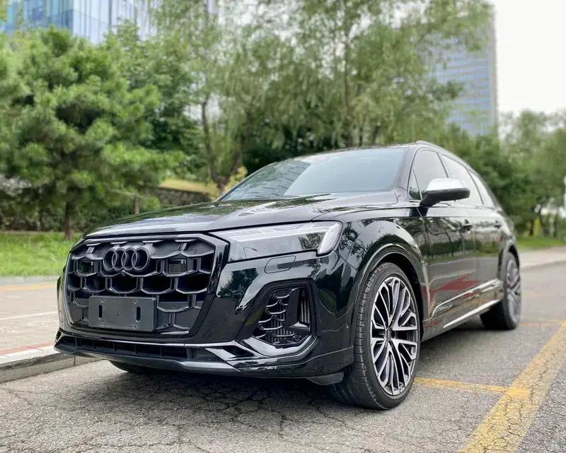 Audi SQ7 2024 4.0 TFSI — миниатюра 1