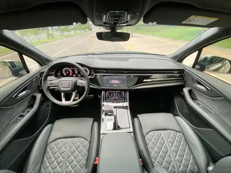Audi SQ7 2024 4.0 TFSI — миниатюра 11