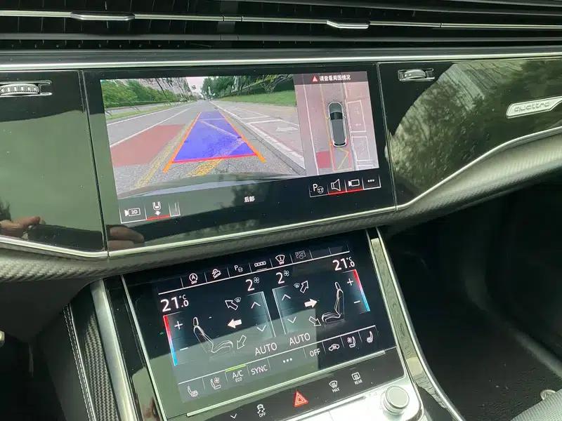 Audi SQ7 2024 4.0 TFSI — миниатюра 12