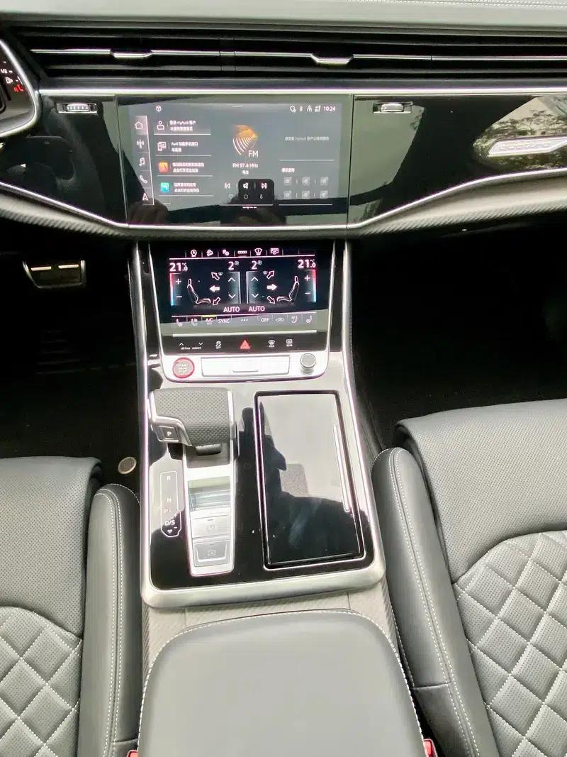 Audi SQ7 2024 4.0 TFSI — миниатюра 16