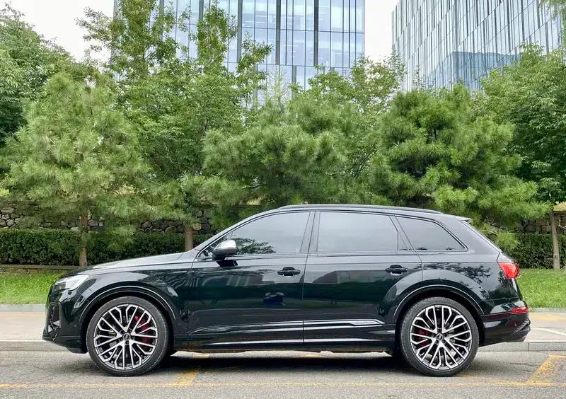 Audi SQ7 2024 4.0 TFSI — миниатюра 3