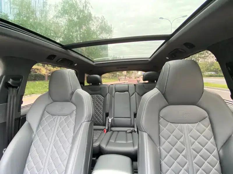 Audi SQ7 2024 4.0 TFSI — миниатюра 23