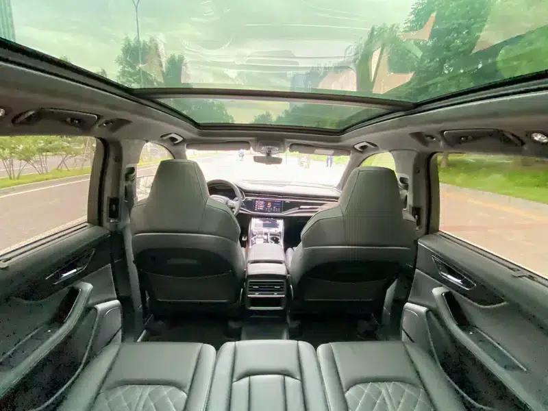 Audi SQ7 2024 4.0 TFSI — миниатюра 27