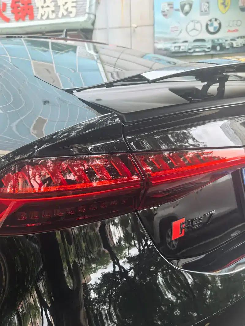 2022 Audi RS 7 RS 7 4.0T Sportback — миниатюра 5