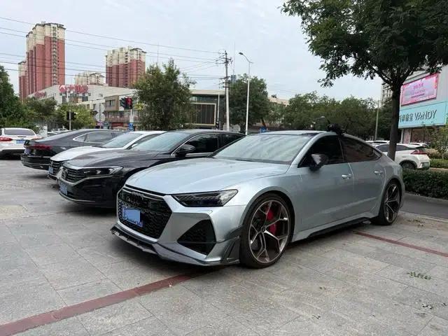 2024 Audi RS 7 RS 7 4.0T Sportback Performance