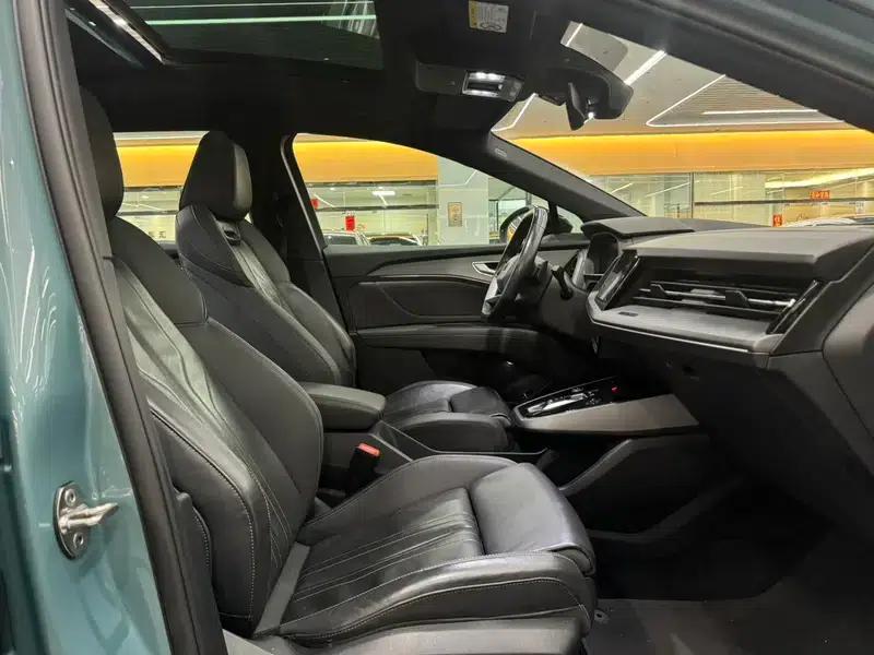 Audi Q5 e-tron 2023 Model 40 e-tron Shining Edition - Premium Outfit — миниатюра 9