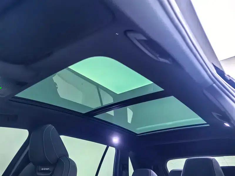 Audi Q5 e-tron 2023 Model 40 e-tron Shining Edition Mecha Set — миниатюра 24