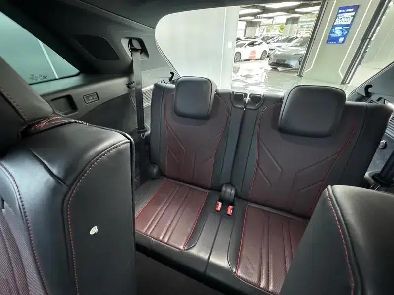 Audi Q5 e-tron 2022 Model 40 e-tron Starry Sky Edition Mech Suit Sun Chaser Edition — миниатюра 26
