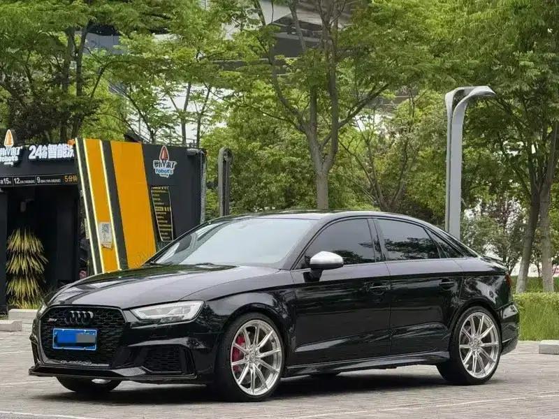 Audi RS 3 2017 RS 3 2.5T Limousine — миниатюра 1