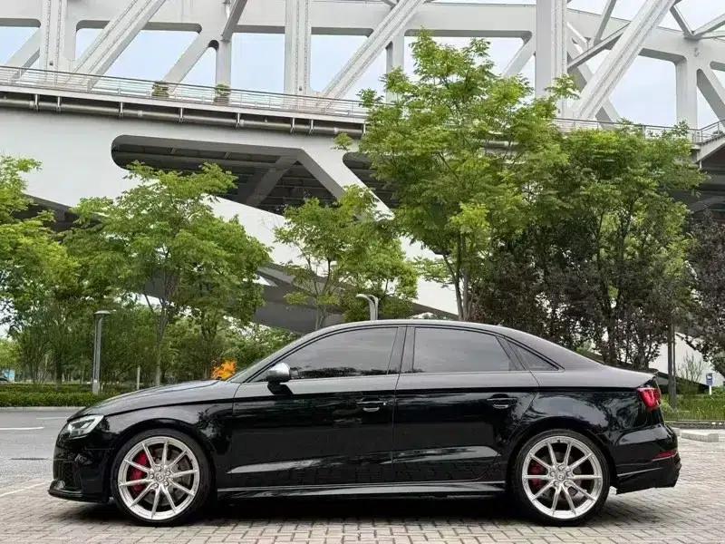 Audi RS 3 2017 RS 3 2.5T Limousine — миниатюра 3