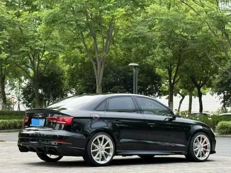 Audi RS 3 2017 RS 3 2.5T Limousine — миниатюра 5