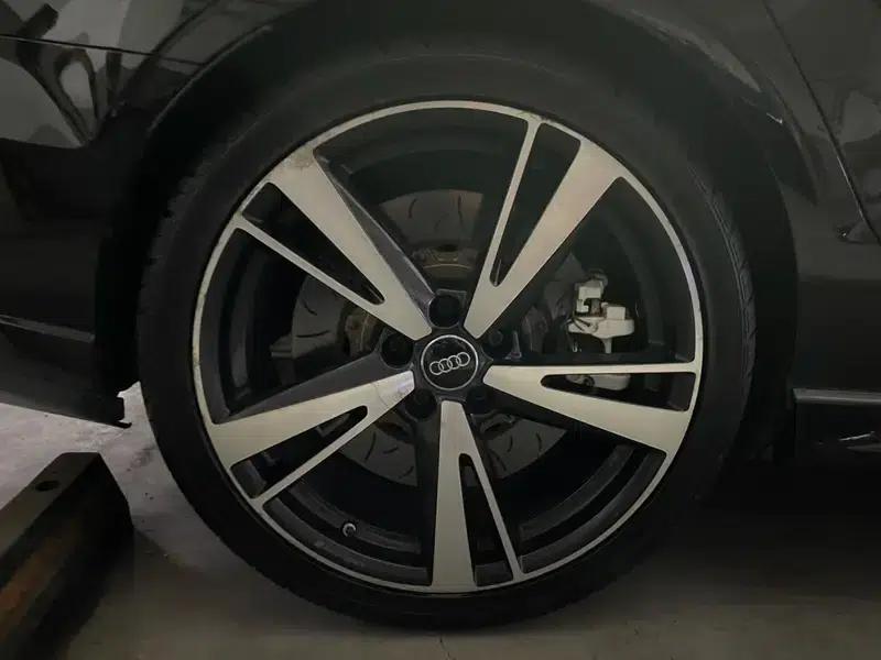 Audi RS 3 2017 RS 3 2.5T Limousine — миниатюра 4