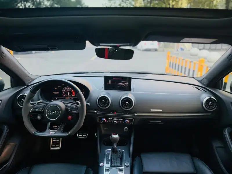 Audi RS 3 2017 RS 3 2.5T Limousine — миниатюра 7