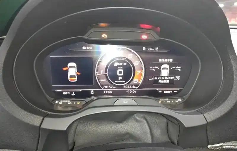 Audi RS 3 2017 RS 3 2.5T Limousine — миниатюра 8