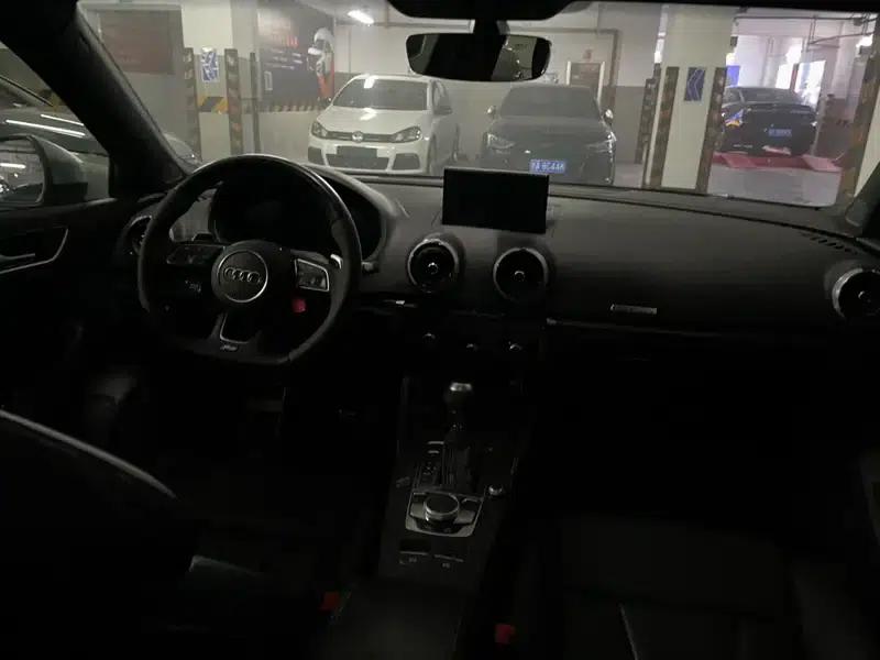Audi RS 3 2017 RS 3 2.5T Limousine — миниатюра 9