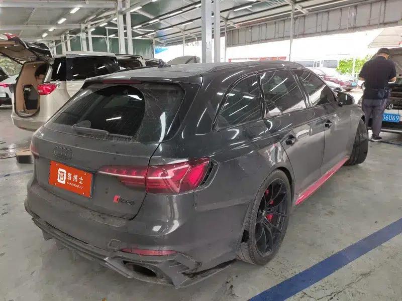 2022 Audi RS 4 RS4 2.9T Avant Obsidian Edition — миниатюра 2