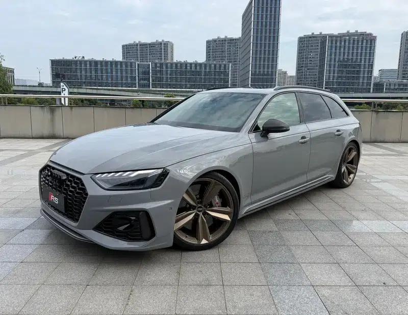 2022 Audi RS 4 RS4 2.9T Avant Dark Gold Edition — миниатюра 1