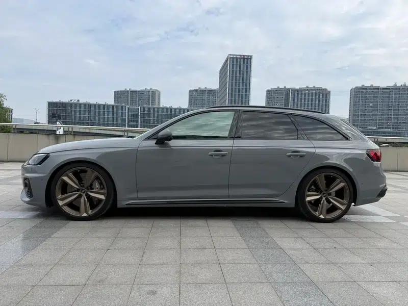 2022 Audi RS 4 RS4 2.9T Avant Dark Gold Edition — миниатюра 4