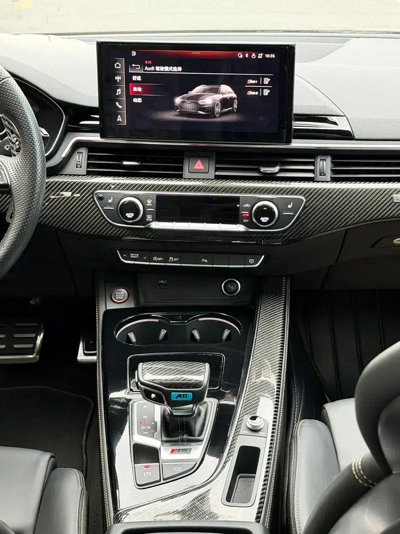2022 Audi RS 4 RS4 2.9T Avant Dark Gold Edition — миниатюра 9