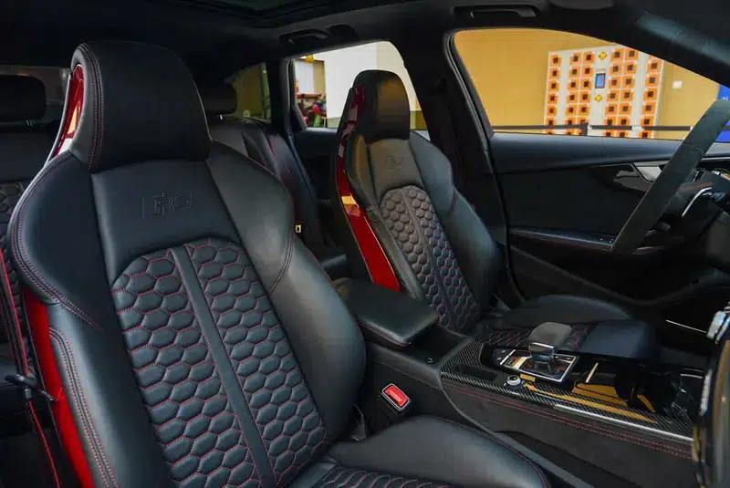 2022 Audi RS 4 RS4 2.9T Avant Obsidian Edition — миниатюра 17