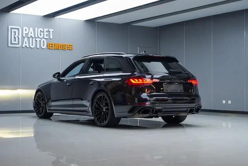 2022 Audi RS 4 RS4 2.9T Avant Obsidian Edition — миниатюра 4