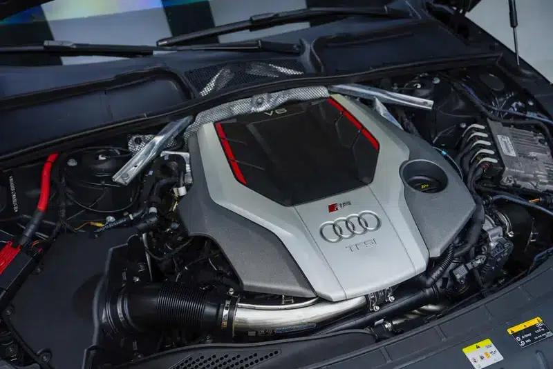 2022 Audi RS 4 RS4 2.9T Avant Obsidian Edition — миниатюра 6