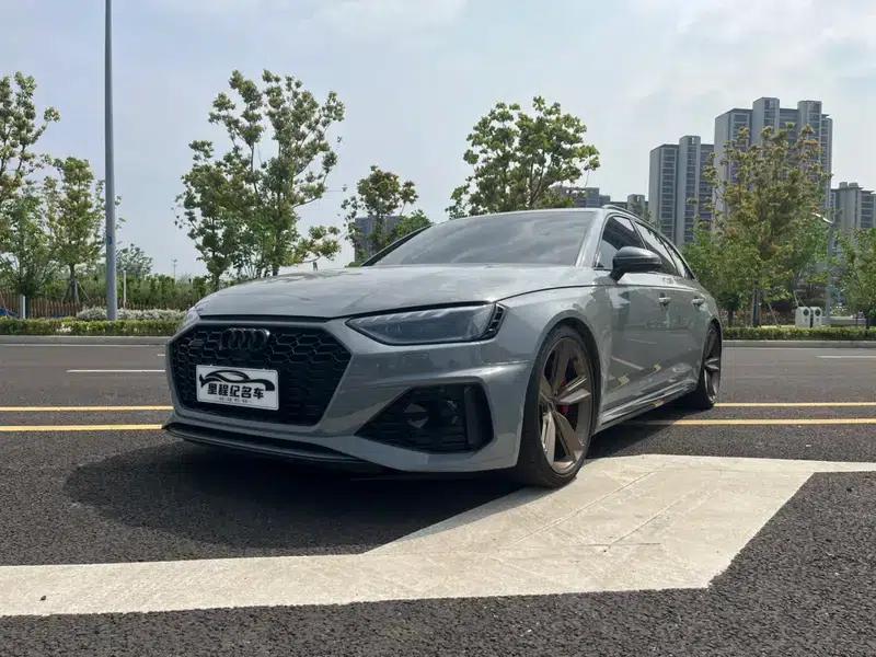 2022 Audi RS 4 RS4 2.9T Avant Dark Gold Edition — миниатюра 1