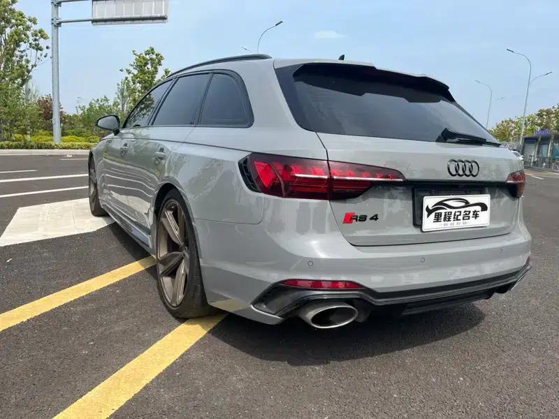 2022 Audi RS 4 RS4 2.9T Avant Dark Gold Edition — миниатюра 4