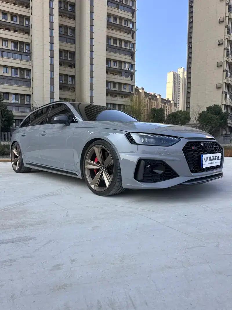2022 Audi RS 4 RS4 2.9T Avant Dark Gold Edition — миниатюра 2