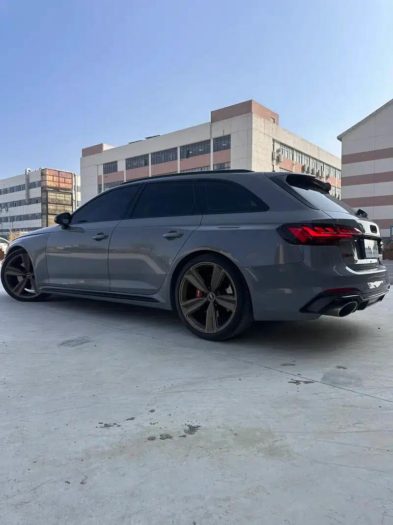 2022 Audi RS 4 RS4 2.9T Avant Dark Gold Edition — миниатюра 4