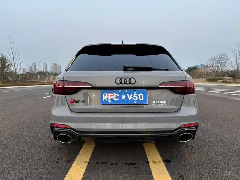 2022 Audi RS 4 RS4 2.9T Avant Dark Gold Edition — миниатюра 5
