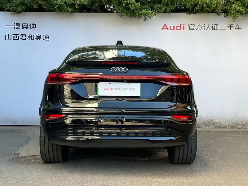 Audi Q6L Sportback e-tron 2026 First Edition — миниатюра 3