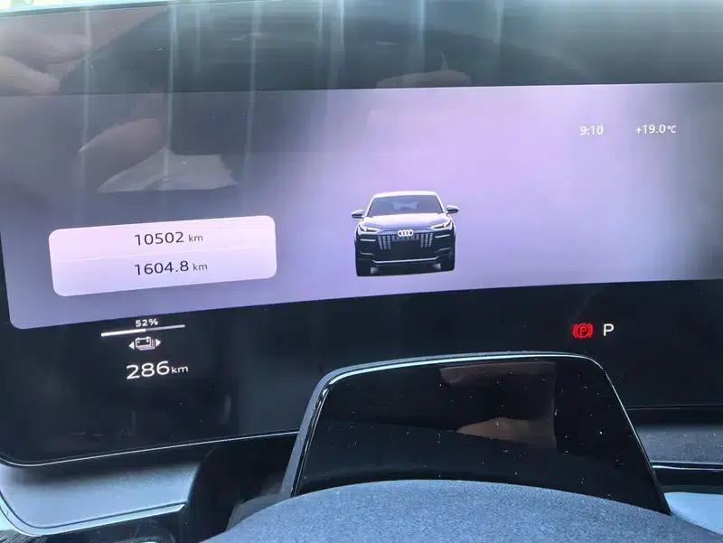 Audi Q6L Sportback e-tron 2026 First Edition — миниатюра 10